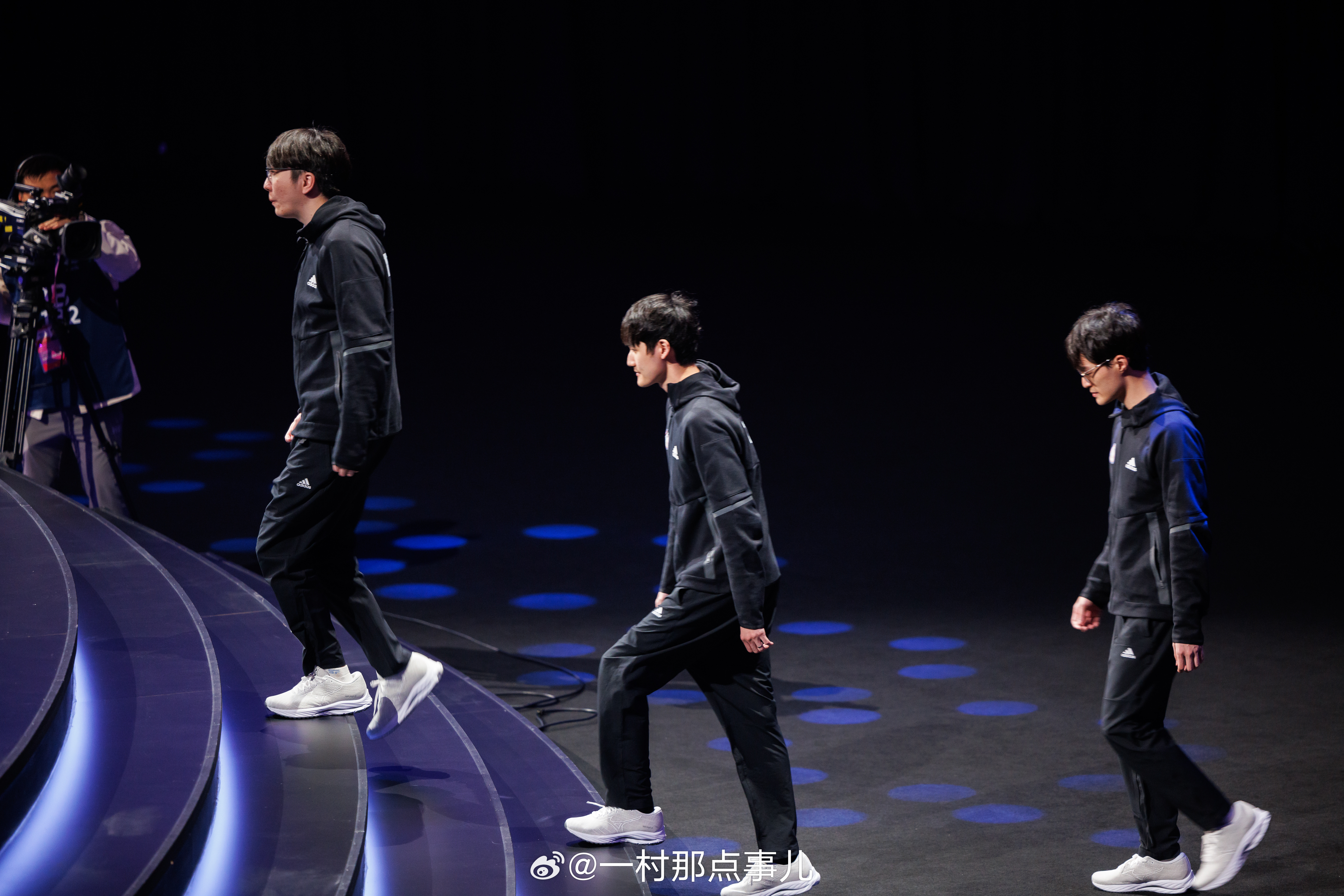  塞尔维亚百姓评价武契奇 