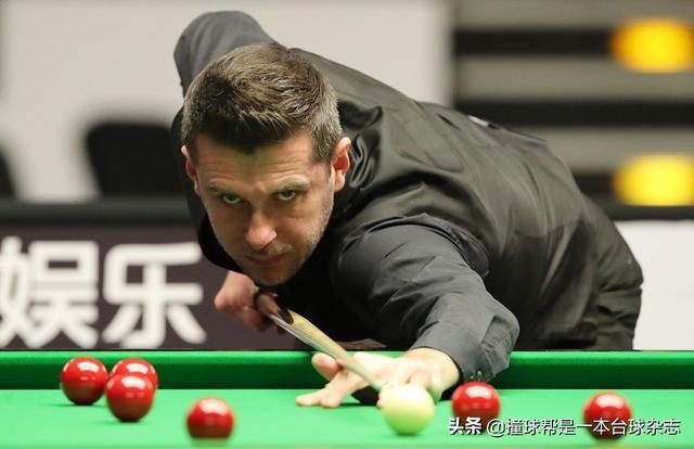 爱游戏入口 -今夜荷甲焦点战，本菲卡遗憾出局，态度坚定，训练强度明显提升的简单介绍