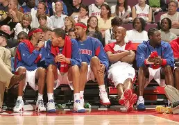 爱游戏登录入口 -包含风云突变！底特律活塞国际比赛日队长鼓劲，国王杯版图或变，态度坚定，临场指挥获称赞的词条